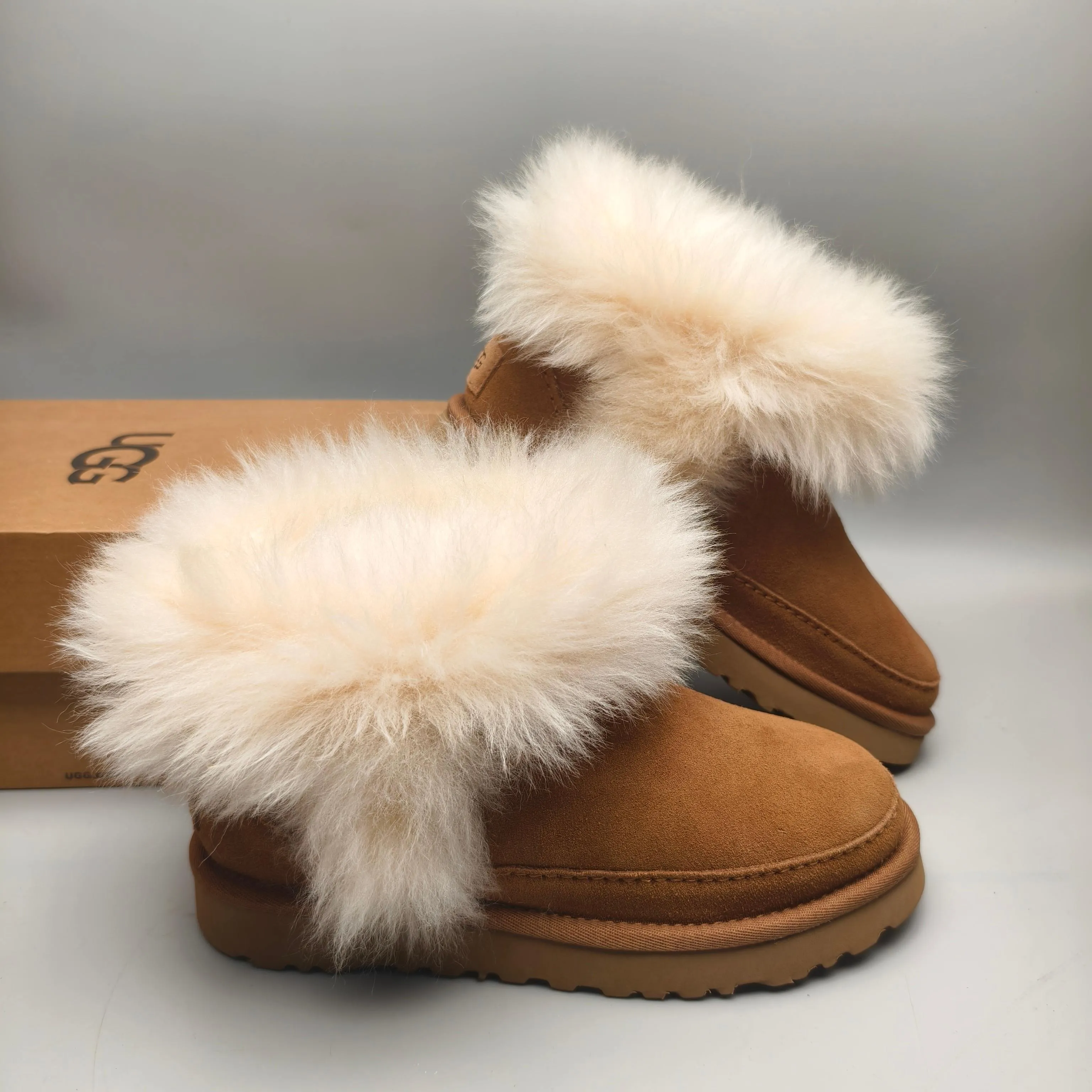 💰560 UGG sheepskin all-in-one snow boots 3832 fur fashion shoes color: maroon light blue sand matching size: 35-41